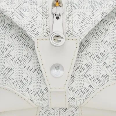 ボウリング25トイレタリーバッグ／ストライプ＆イニシャルつき - ホワイト