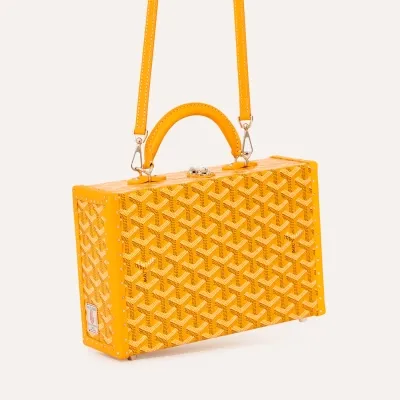 SAC MALLE GRAND HOTEL 1 PM Yellow