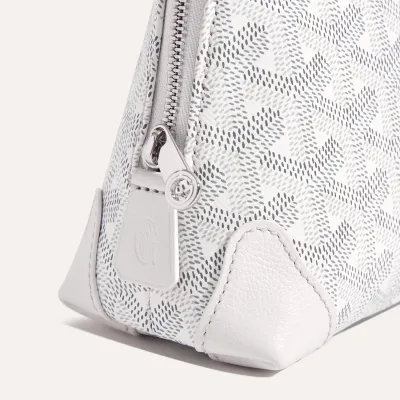 ヴァンドーム コスメティックポーチ／ストライプ＆イニシャルつき - ホワイト