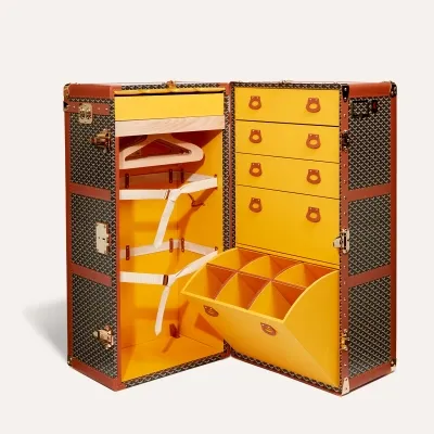 ARMOIRE 衣物箱 - 