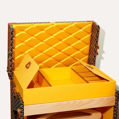 ARMOIRE 衣物箱 - 