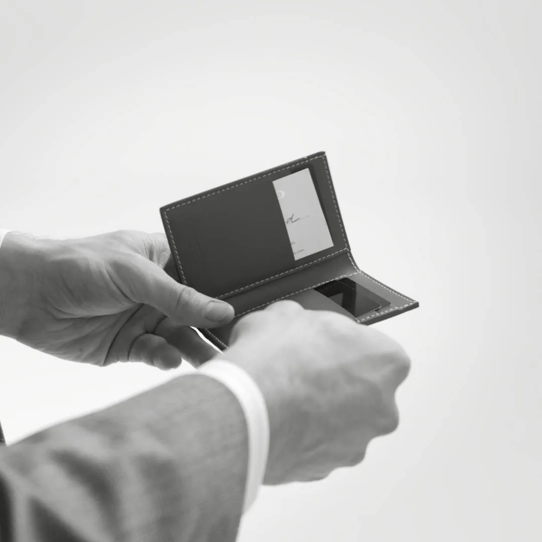 video Saint-Pierre Card Wallet